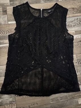 🌸. Black Crochet Lace Sleeveless Top